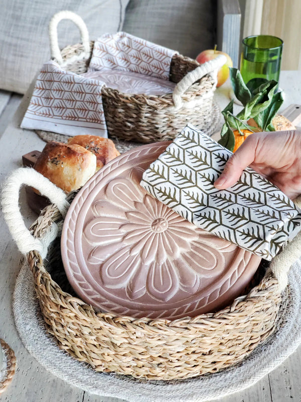 Bread Warmer + Basket - Vintage Flower Serveware Korissa 