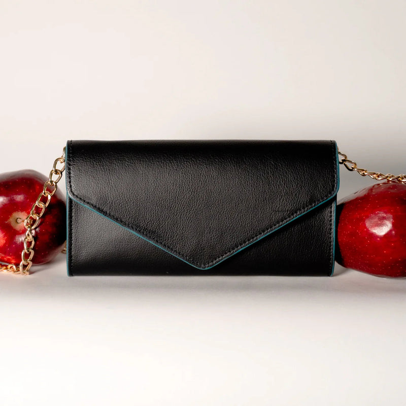 Black Gala Apple Leather Clutch Clutch Bags Allégorie 