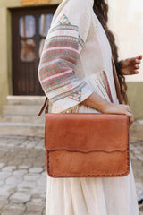 Structured Leather Crossbody Bag Crossbody Bags Purse & Clutch 