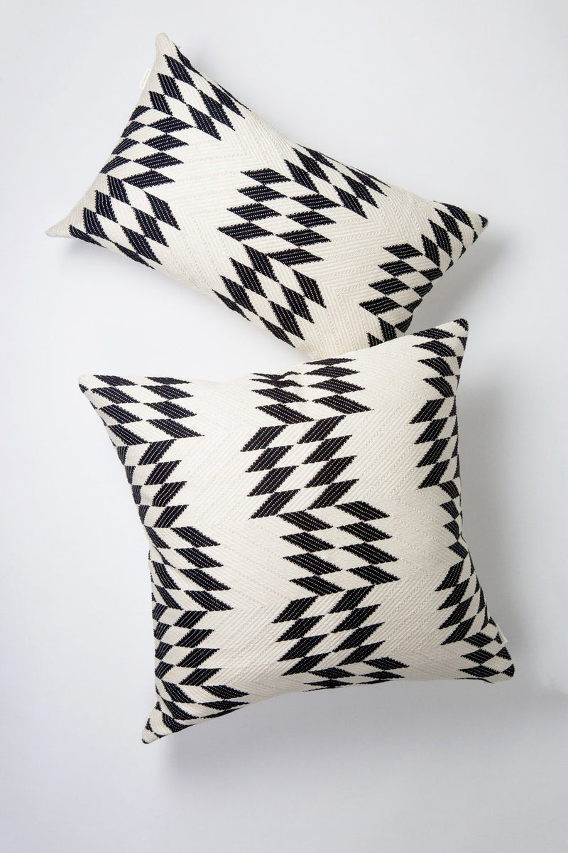 Archive New York Almolonga Quilt Pillow - Black &amp; Natural White - 12" x 20" Archive New York 