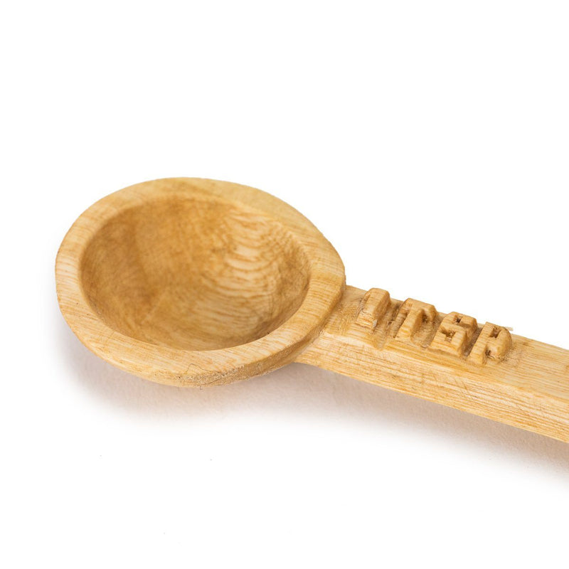 https://www.madetrade.com/cdn/shop/products/azizi-life-hand-carved-wooden-lela-long-handle-measuring-spoon-set-mw-wooden-spoons-azizi-life-852487_800x.jpg?v=1597785075