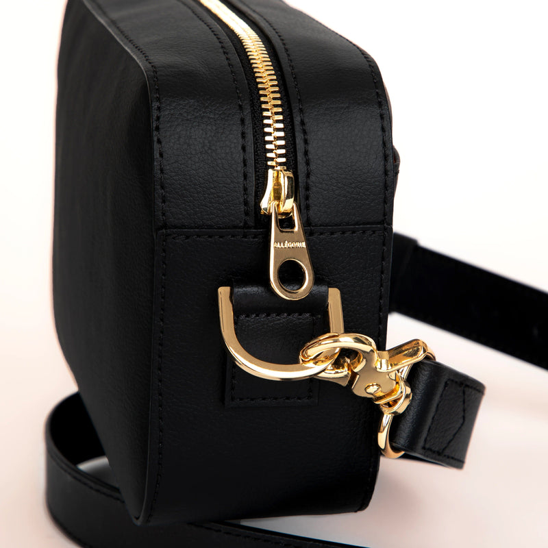 Gala Apple Leather Crossbody Camera Bag Crossbody Bags Allégorie 