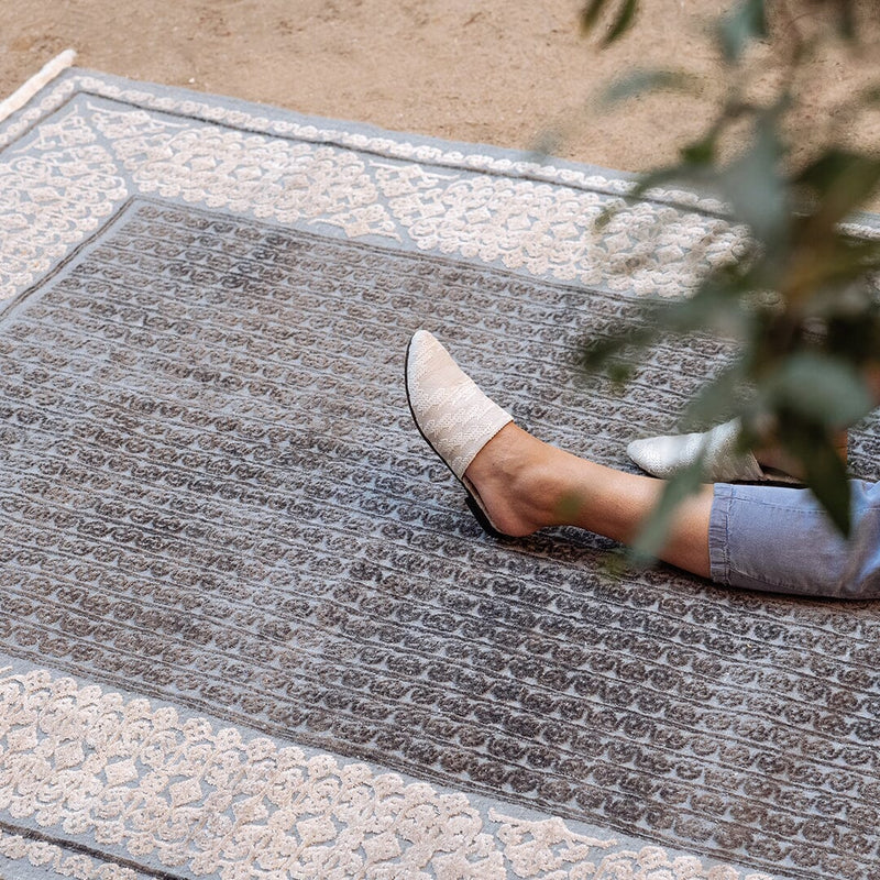 Grey Arabesque Hand-knotted Wool Carpet Rug Kiliim 