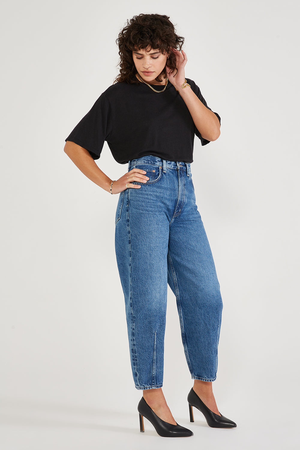 Iris Relaxed Taper Jeans Under Current | Made