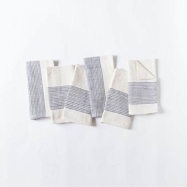 https://www.madetrade.com/cdn/shop/products/riviera-napkin-navy-cloth-napkins-creative-women-170099_600x.jpg?v=1637026224